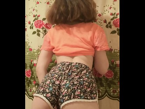 ❤️ Sexy jong baba wat haar kortbroek op kamera uittrek ❤️❌ Seks op af.porno-negrov.ru